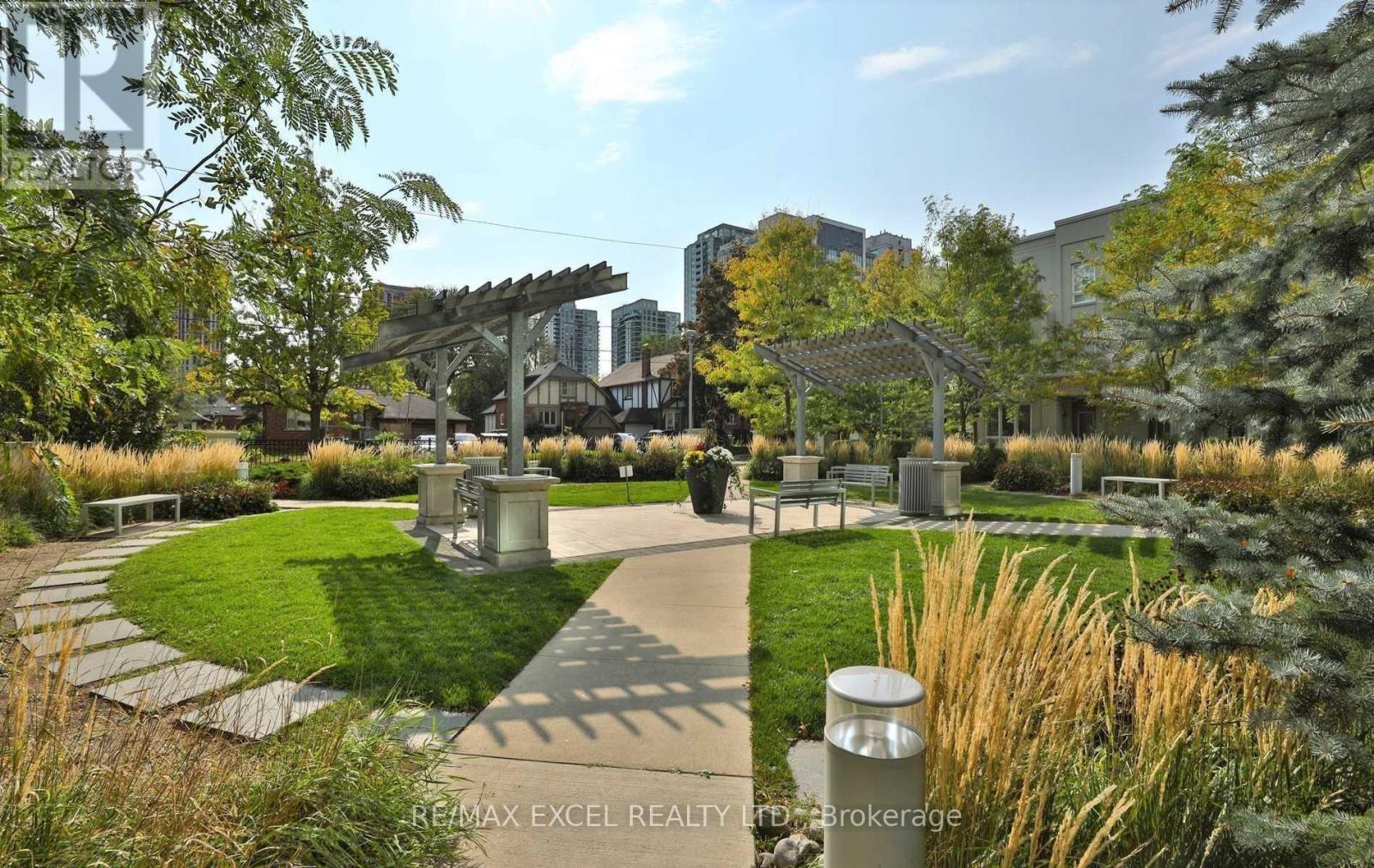 210 - 17 Anndale Drive, Toronto, Ontario  M2N 2W7 - Photo 2 - C12943138