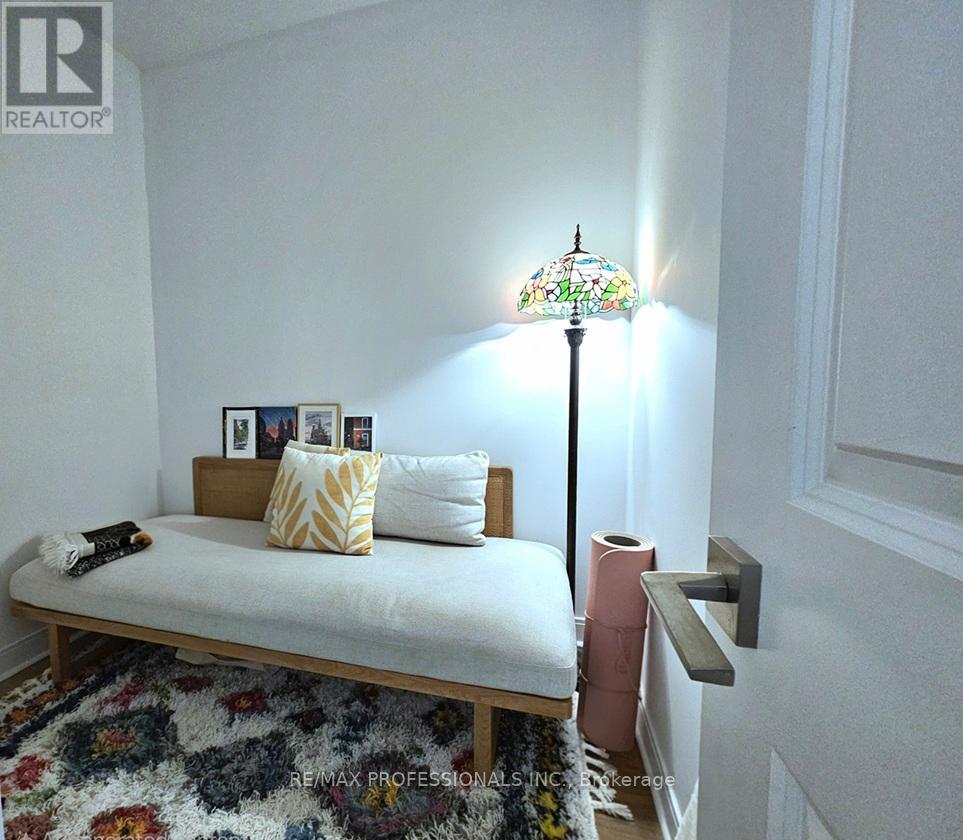 1208 Furnished - 38 The Esplanade, Toronto, Ontario  M5E 1A5 - Photo 18 - C12943146