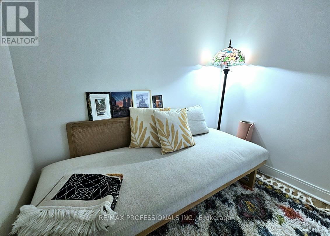 1208 Furnished - 38 The Esplanade, Toronto, Ontario  M5E 1A5 - Photo 19 - C12943146