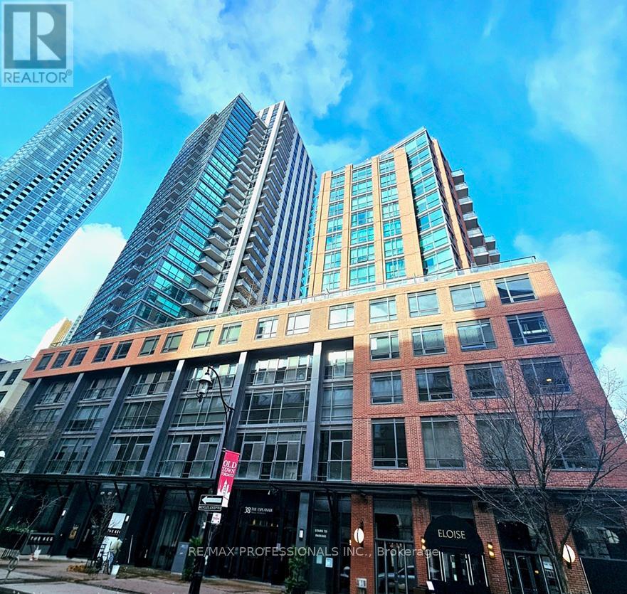 1208 Furnished - 38 The Esplanade, Toronto, Ontario  M5E 1A5 - Photo 2 - C12943146