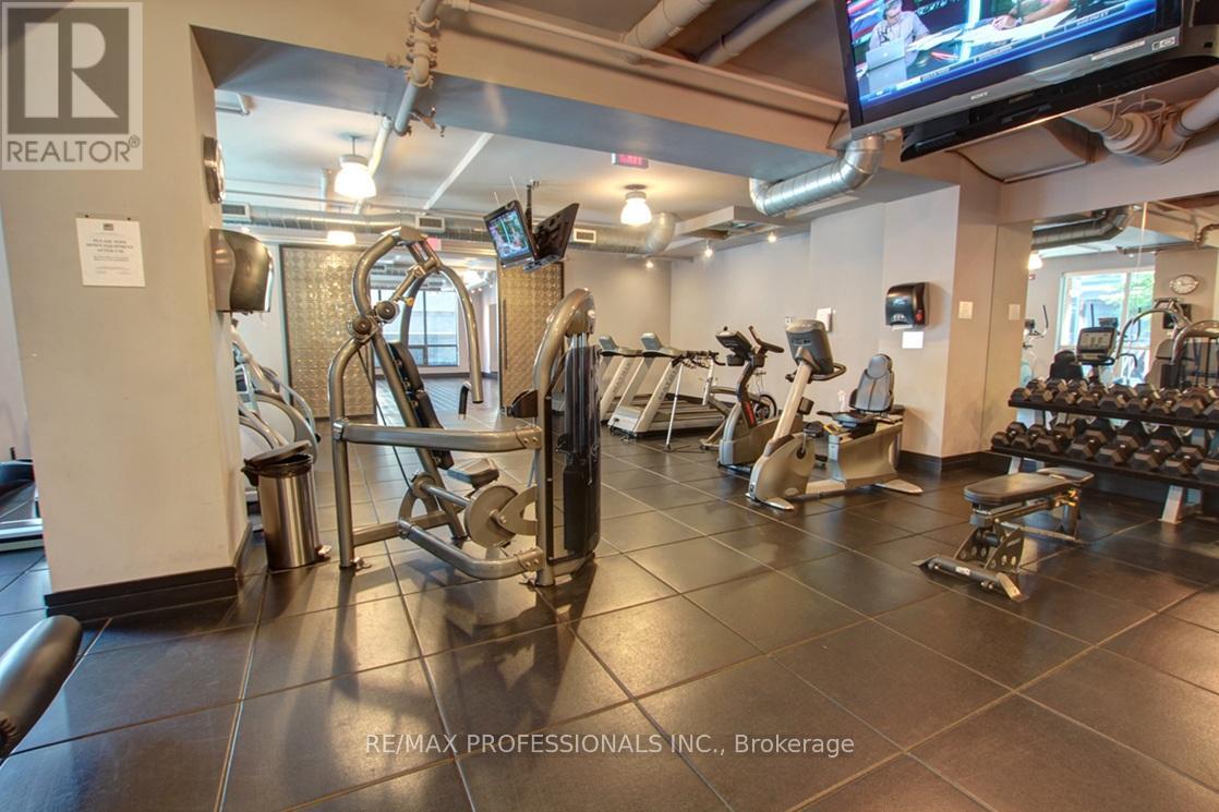 1208 Furnished - 38 The Esplanade, Toronto, Ontario  M5E 1A5 - Photo 32 - C12943146