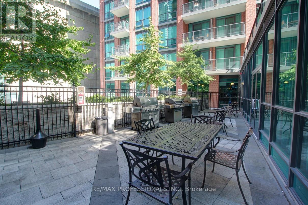 1208 Furnished - 38 The Esplanade, Toronto, Ontario  M5E 1A5 - Photo 34 - C12943146