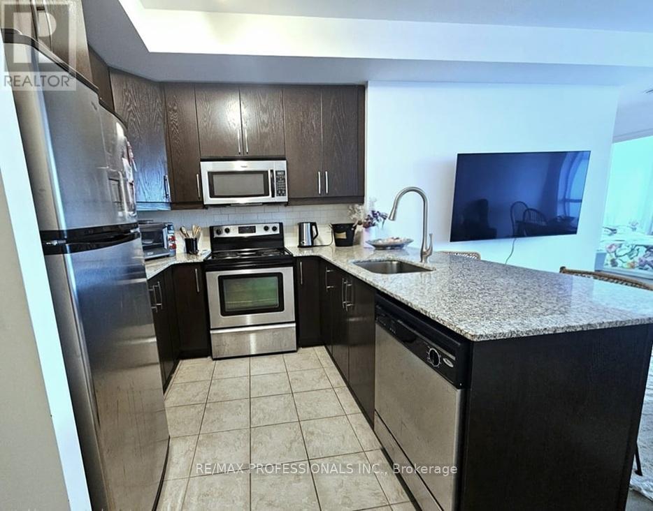 1208 Furnished - 38 The Esplanade, Toronto, Ontario  M5E 1A5 - Photo 9 - C12943146