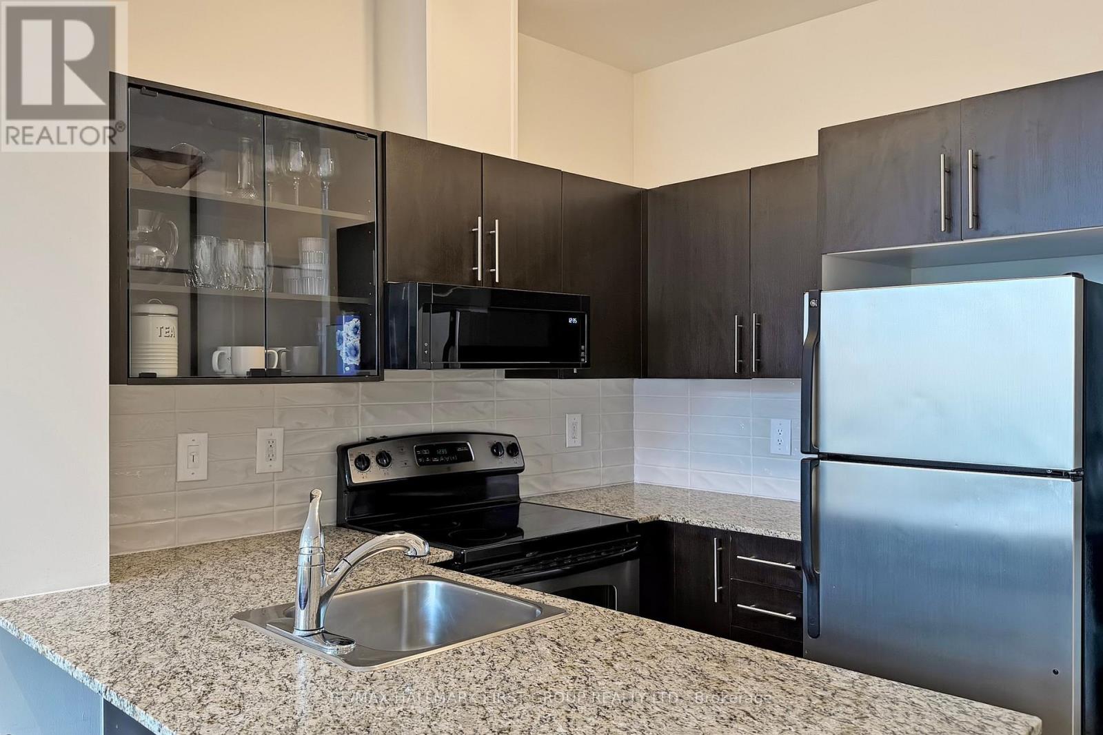 127 - 120 Dallimore Circle, Toronto, Ontario  M3C 4J1 - Photo 12 - C12943188