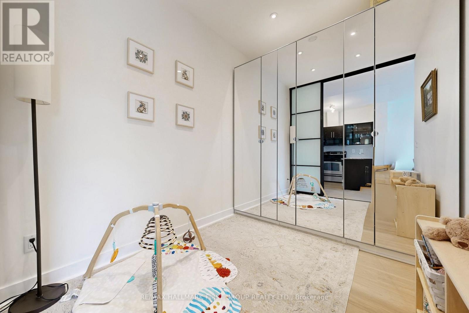 127 - 120 Dallimore Circle, Toronto, Ontario  M3C 4J1 - Photo 17 - C12943188