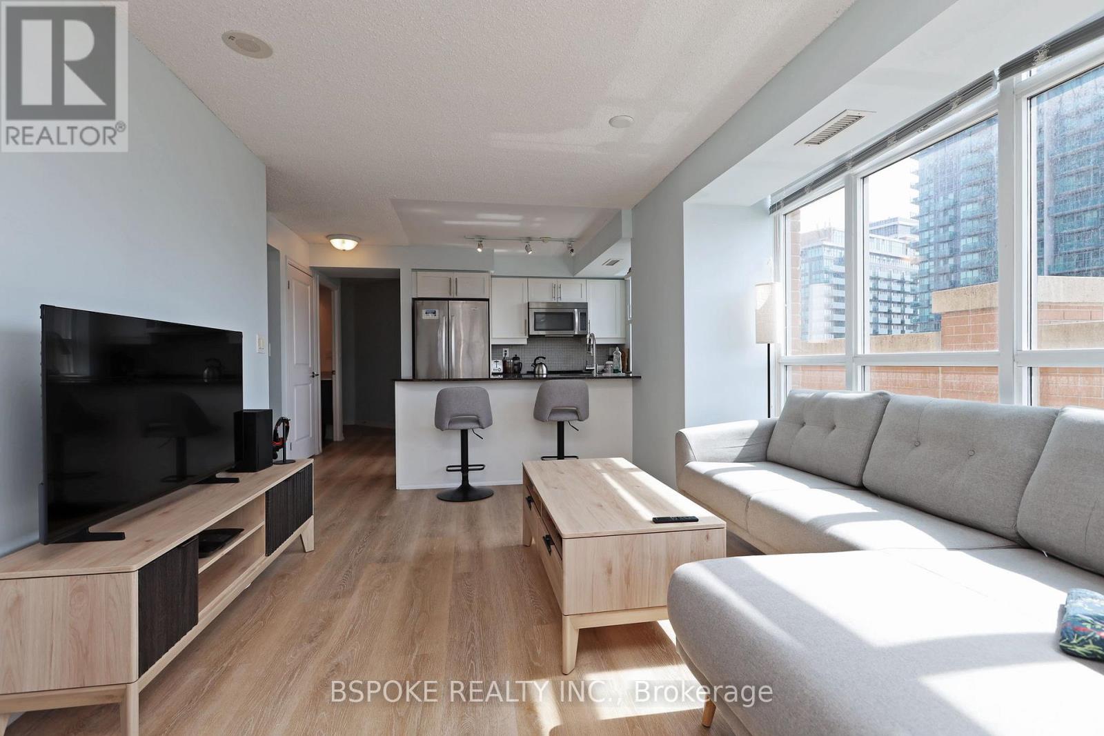 610 - 125 Western Battery Road, Toronto, Ontario  M6K 3R8 - Photo 7 - C12943212