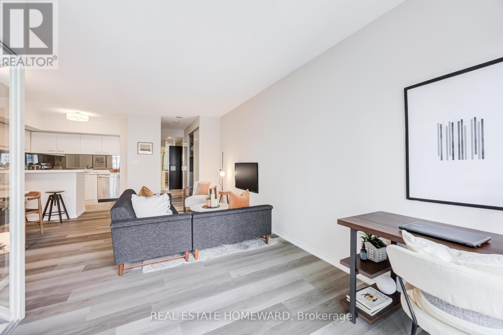 1712 - 25 The Esplanade, Toronto, Ontario  M5E 1W5 - Photo 16 - C12943240