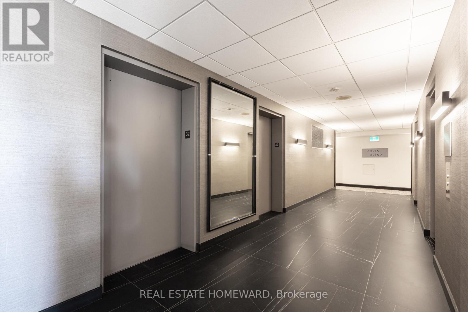 1712 - 25 The Esplanade, Toronto, Ontario  M5E 1W5 - Photo 19 - C12943240