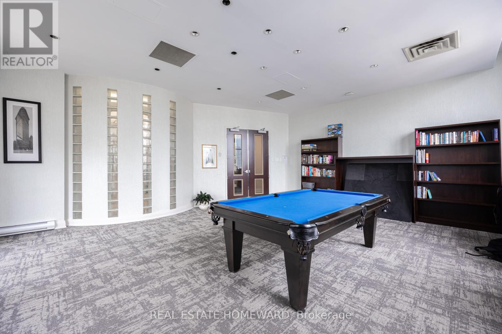 1712 - 25 The Esplanade, Toronto, Ontario  M5E 1W5 - Photo 22 - C12943240