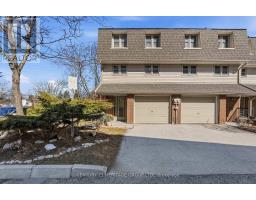 40 - 24 PURPLE SAGEWAY, Toronto, Ontario