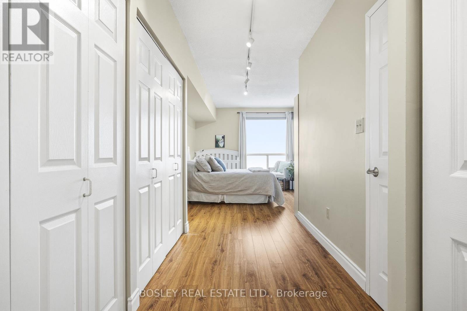 611 - 5 Concorde Place, Toronto, Ontario  M3C 3M8 - Photo 37 - C12943286