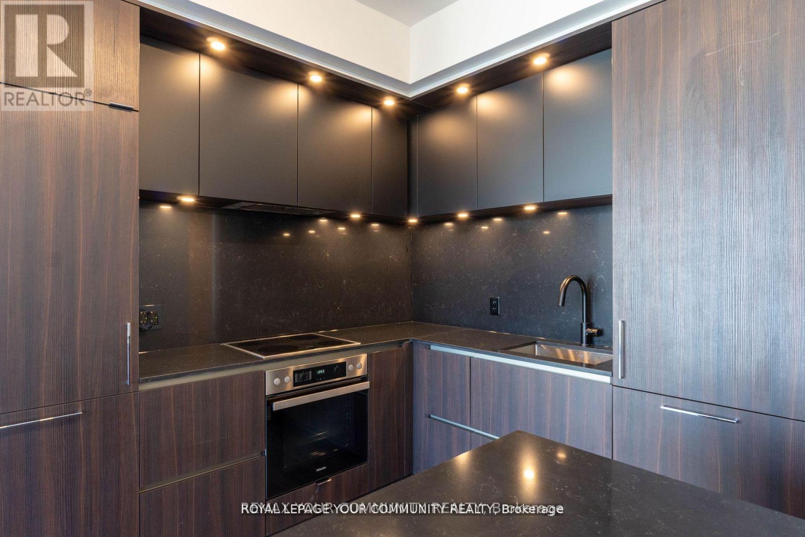 3705 - 15 Mercer Street, Toronto, Ontario  M5V 0T8 - Photo 7 - C12943288