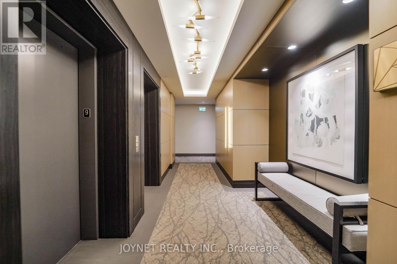 918 - 1 Edgewater Drive, Toronto, Ontario  M5A 0L1 - Photo 10 - C12943296