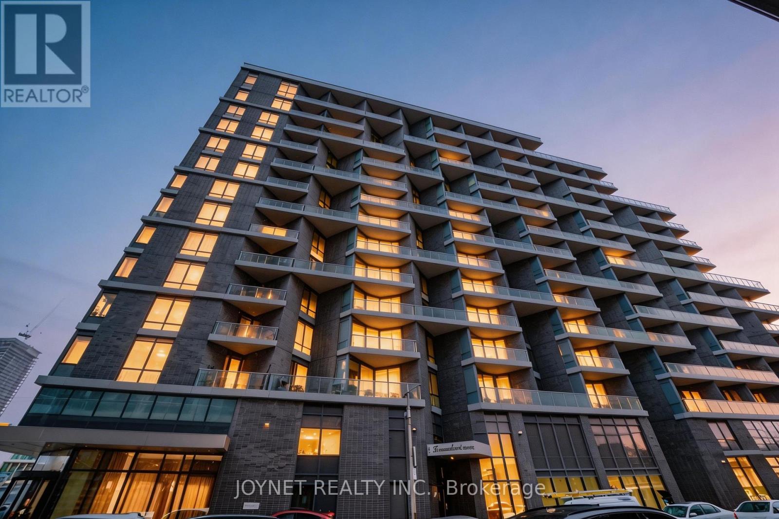 918 - 1 Edgewater Drive, Toronto, Ontario  M5A 0L1 - Photo 2 - C12943296