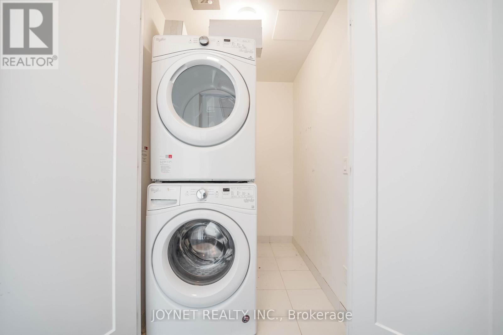 918 - 1 Edgewater Drive, Toronto, Ontario  M5A 0L1 - Photo 21 - C12943296