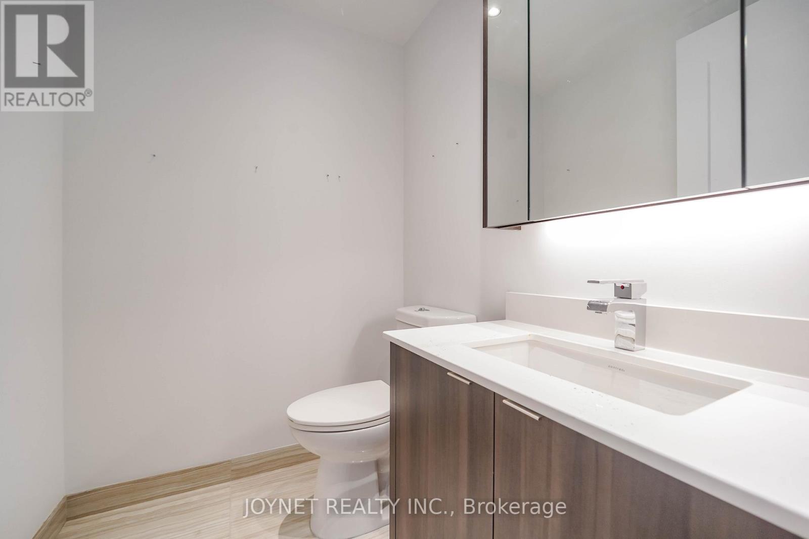 918 - 1 Edgewater Drive, Toronto, Ontario  M5A 0L1 - Photo 22 - C12943296