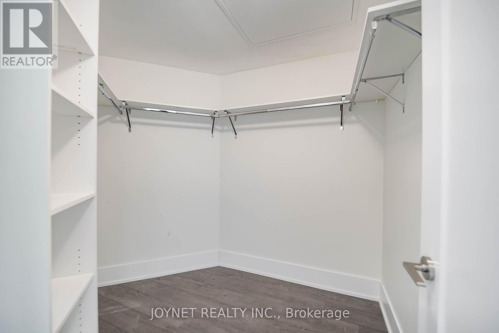 918 - 1 Edgewater Drive, Toronto, Ontario  M5A 0L1 - Photo 24 - C12943296