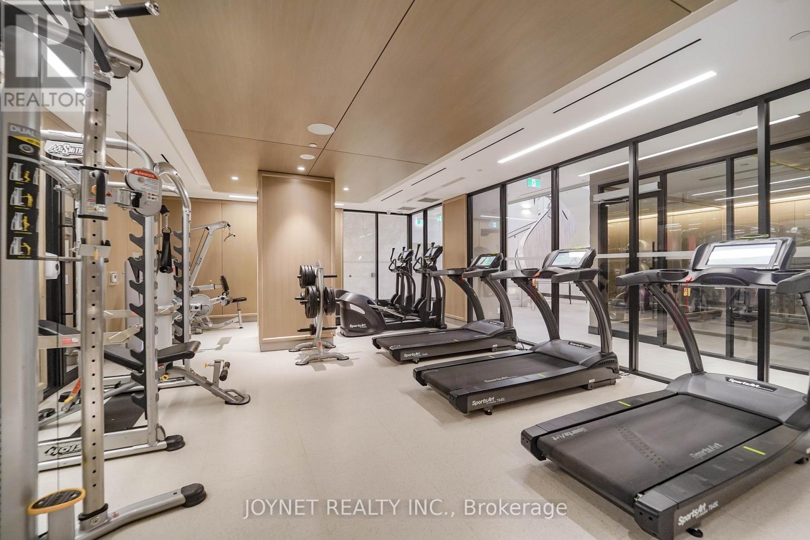 918 - 1 Edgewater Drive, Toronto, Ontario  M5A 0L1 - Photo 8 - C12943296