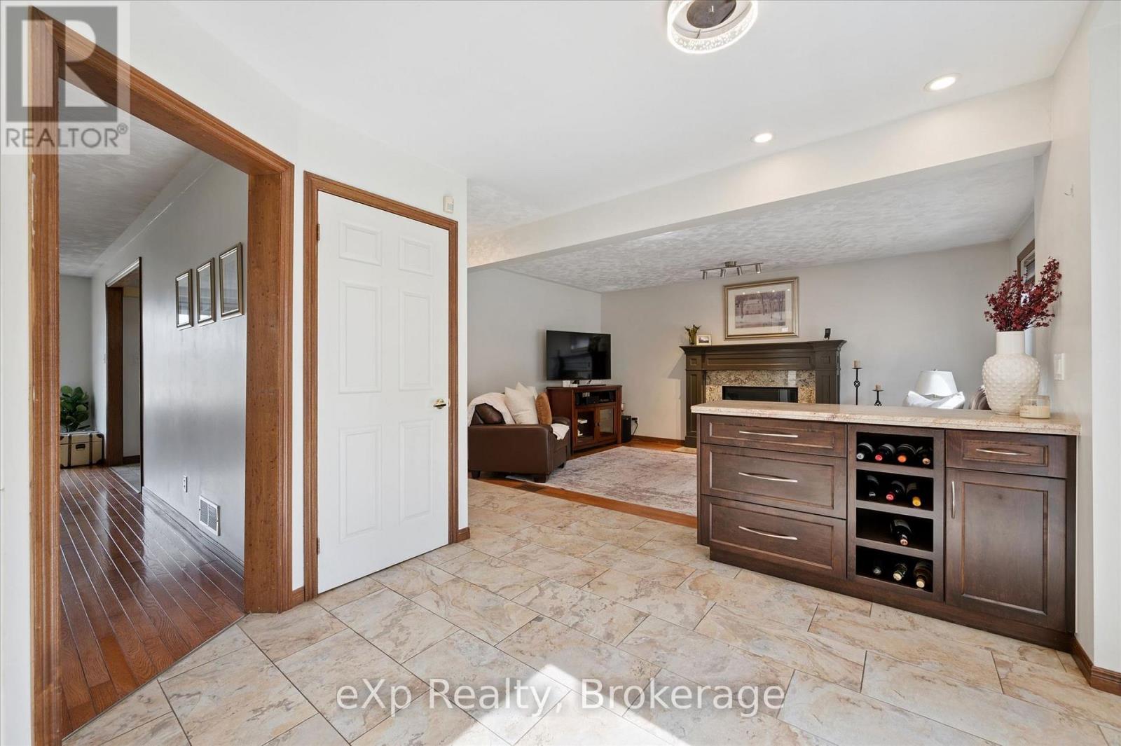 39 Celia Crescent, Guelph, Ontario  N1G 4R4 - Photo 14 - X12794298