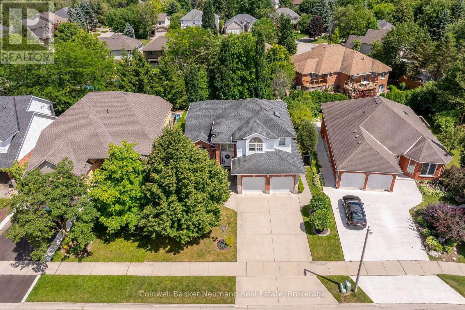 45 Fieldstone Road, Guelph, Ontario  N1L 1B4 - Photo 3 - X12866612