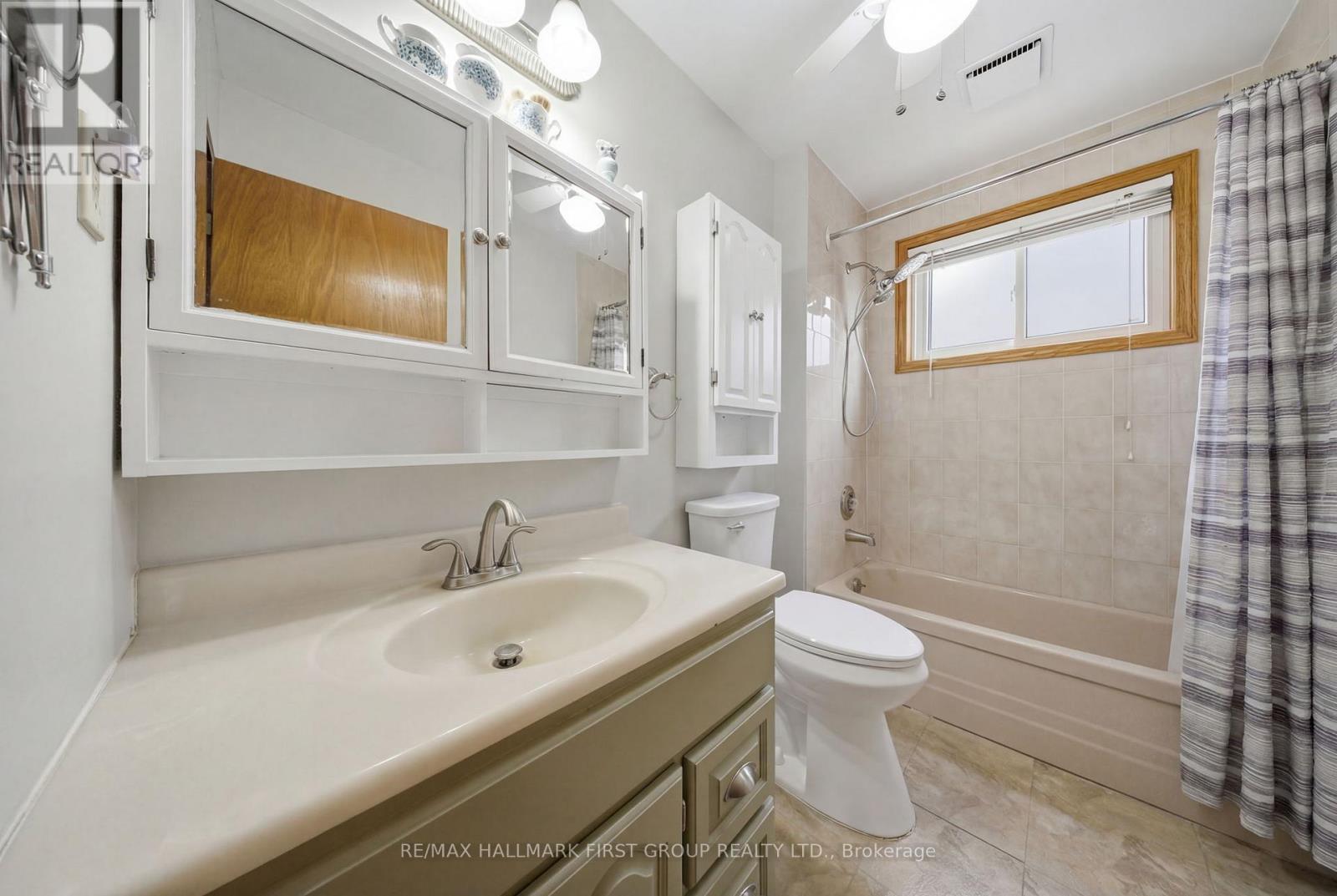 17 Brock Street, Ajax, Ontario  L1S 1S9 - Photo 10 - E12943280