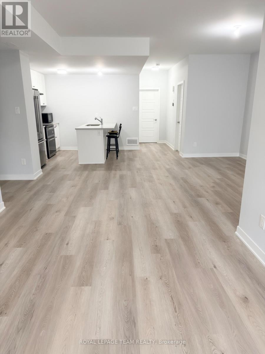 606 Lillian Freiman Private, Ottawa, Ontario  K2J 6Z8 - Photo 10 - X12943096