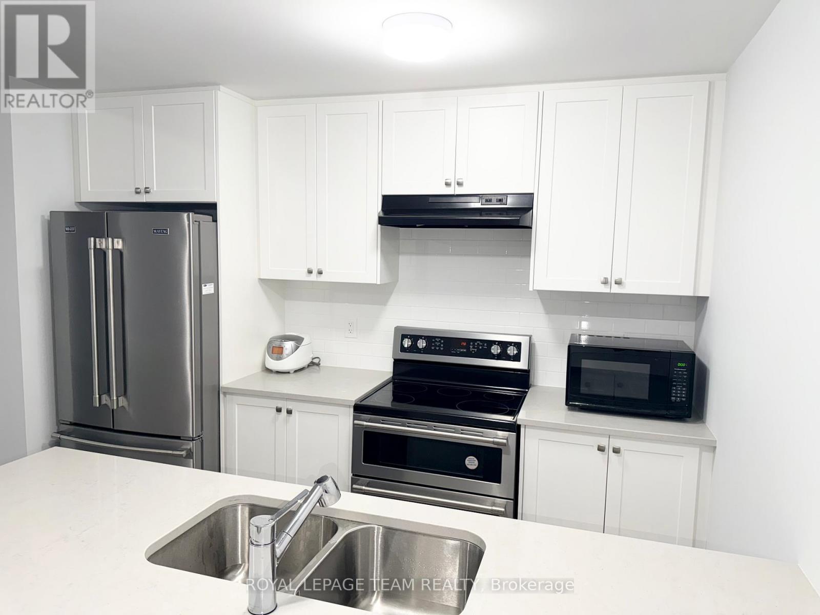 606 Lillian Freiman Private, Ottawa, Ontario  K2J 6Z8 - Photo 7 - X12943096