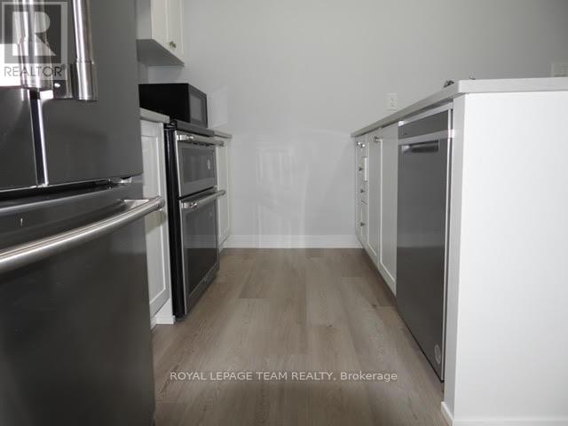 606 Lillian Freiman Private, Ottawa, Ontario  K2J 6Z8 - Photo 9 - X12943096