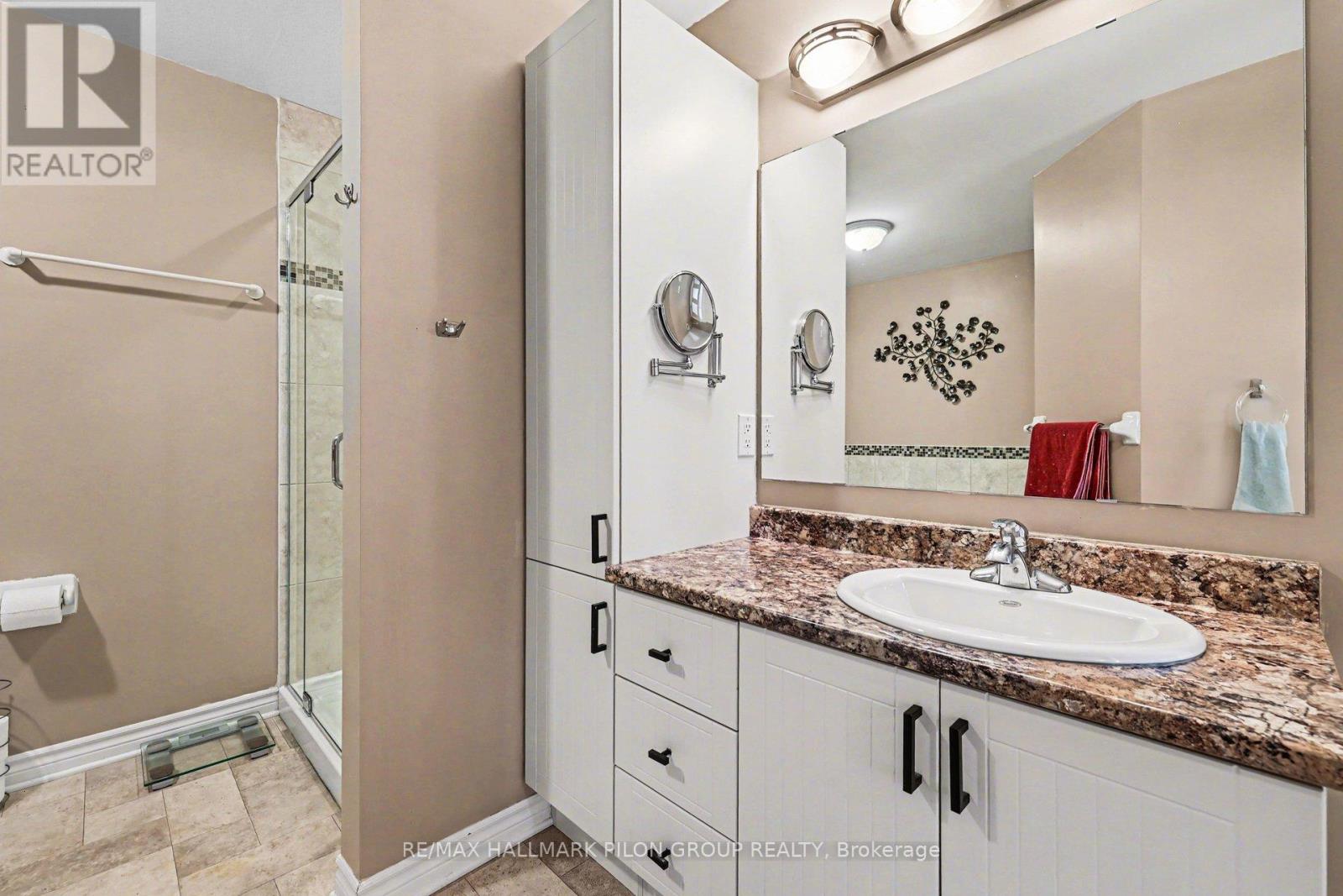 18 Abbey Crescent, Russell, Ontario  K4R 0B5 - Photo 15 - X12943124