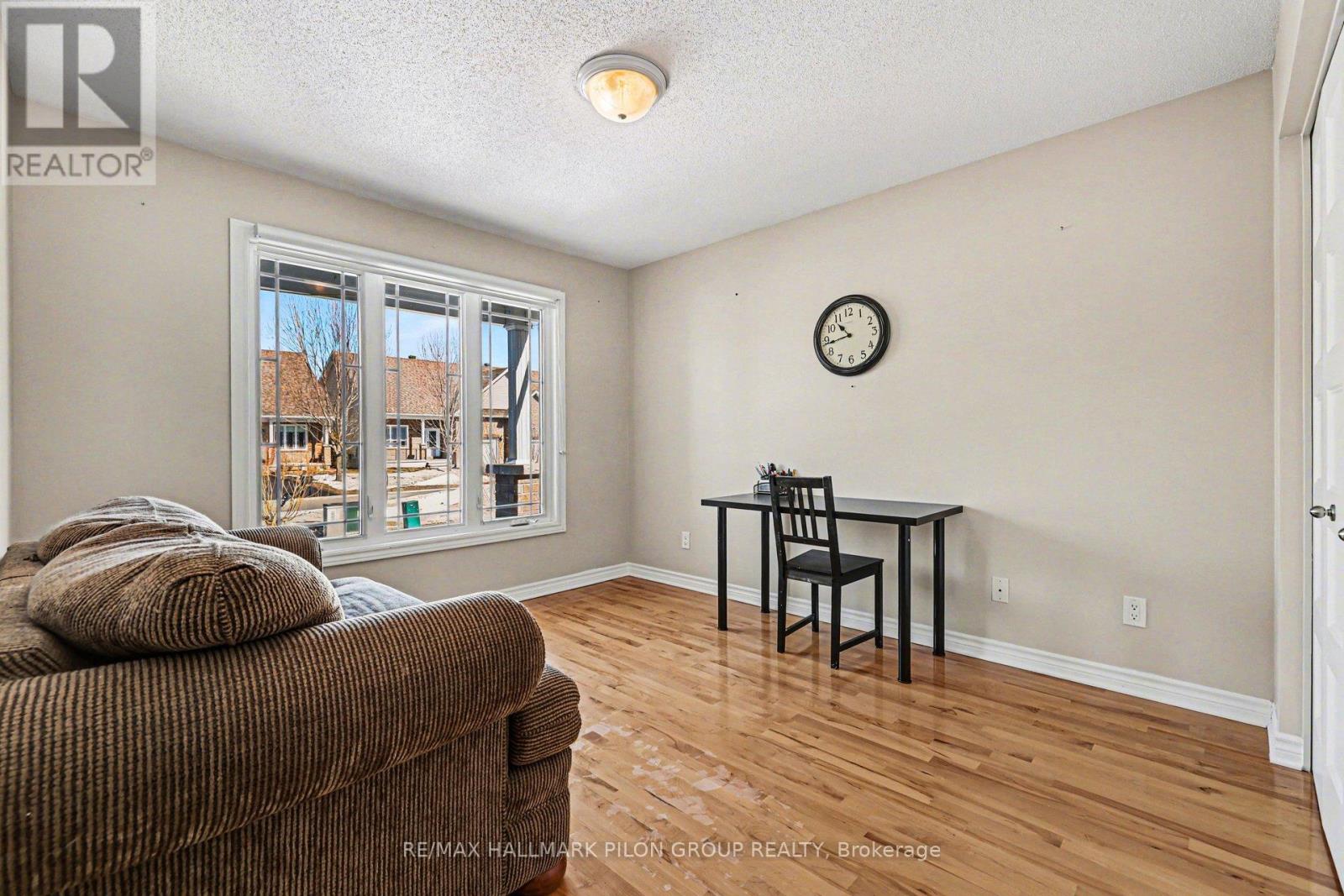 18 Abbey Crescent, Russell, Ontario  K4R 0B5 - Photo 16 - X12943124