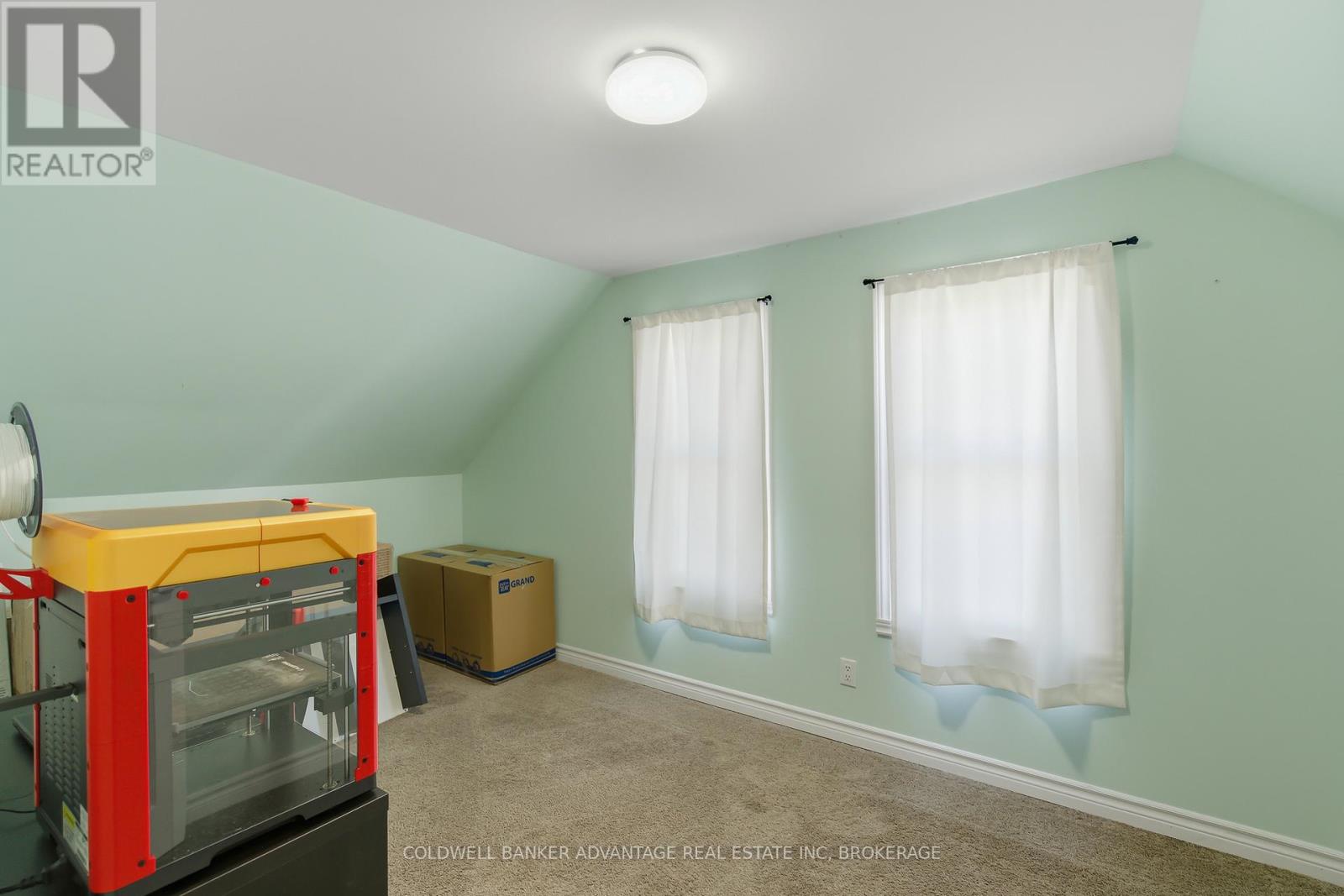 229 Chaffey Street, Welland, Ontario  L3B 2Y7 - Photo 17 - X12943054