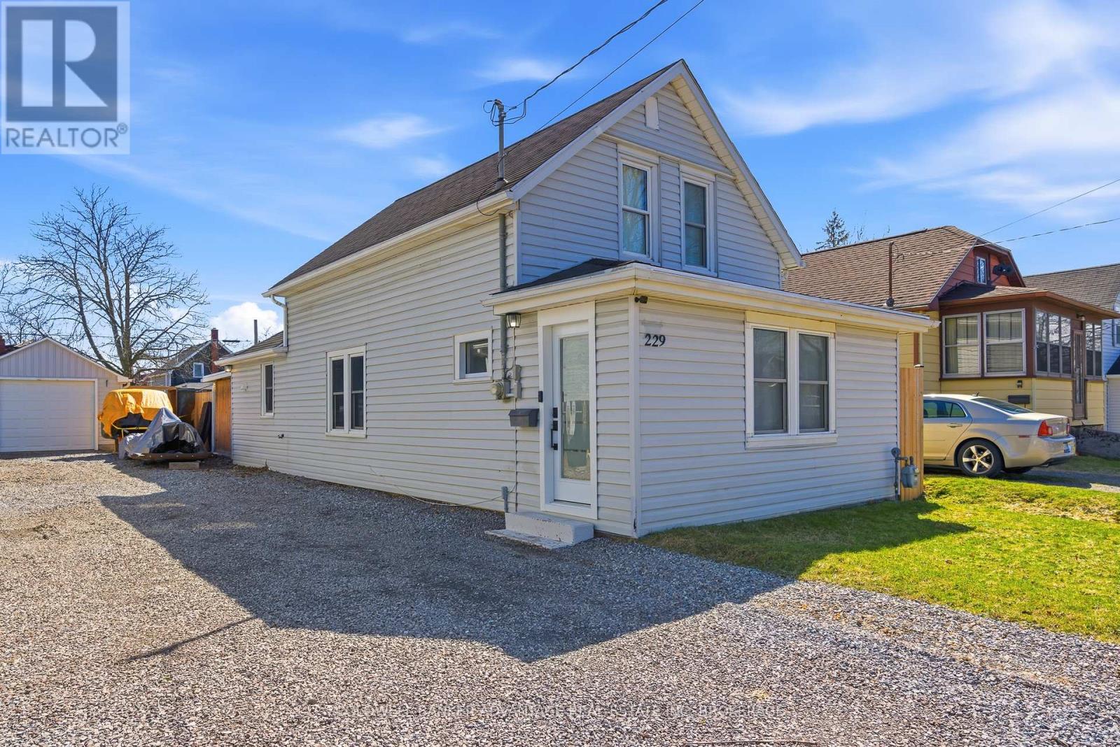 229 Chaffey Street, Welland, Ontario  L3B 2Y7 - Photo 28 - X12943054