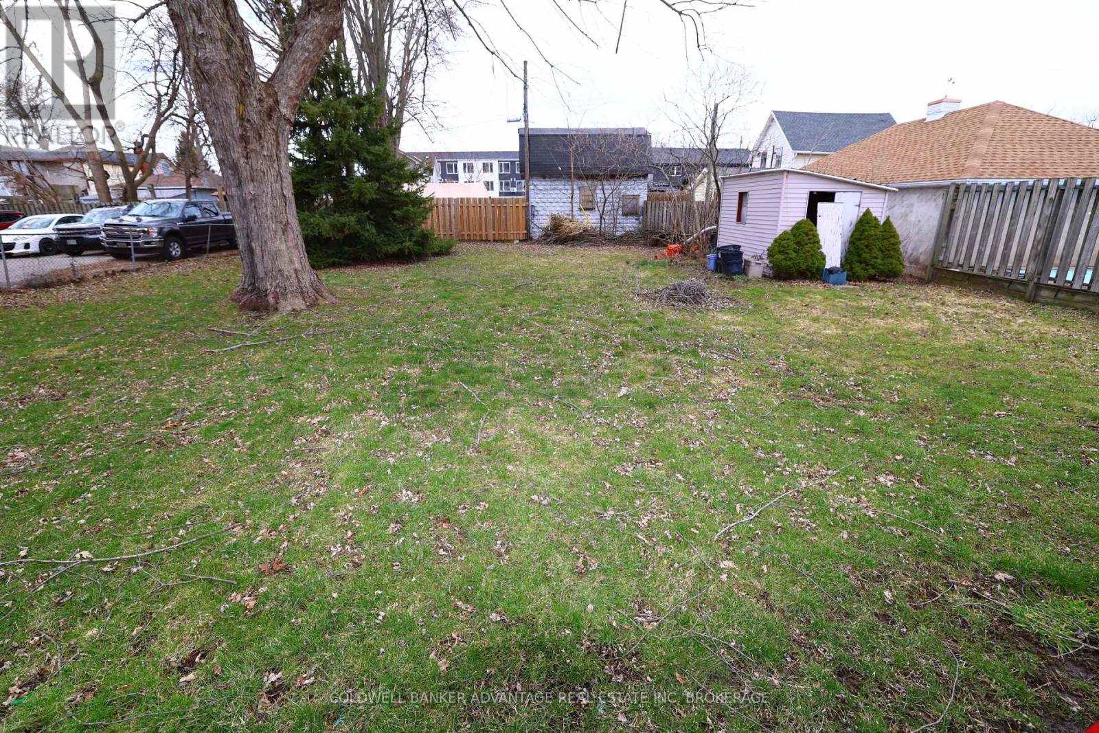 748 King Street, Port Colborne, Ontario  L3K 4J2 - Photo 12 - X12943230