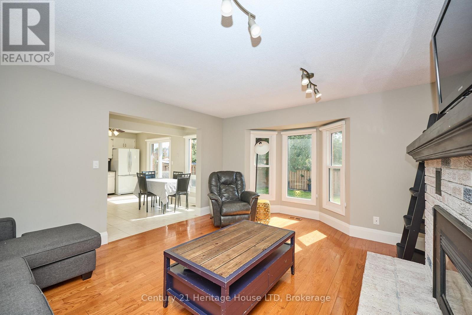 57 Keefer Road, Thorold, Ontario  L2V 4W5 - Photo 17 - X12943260