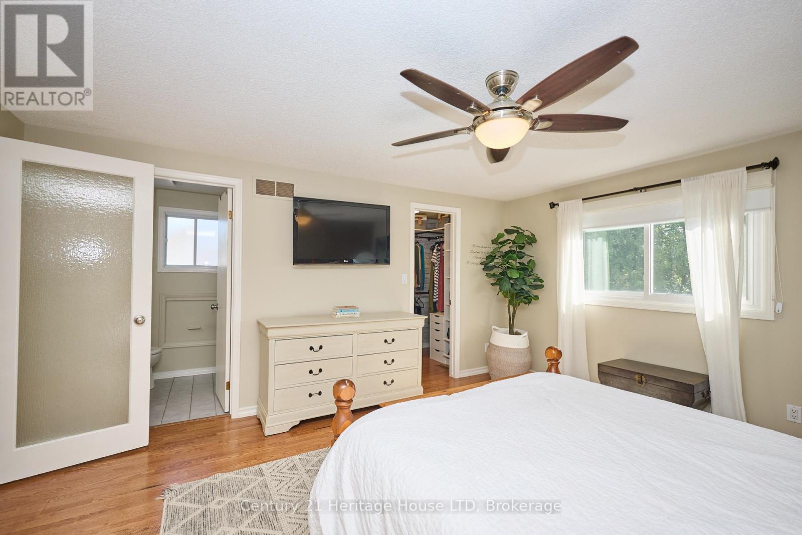 57 Keefer Road, Thorold, Ontario  L2V 4W5 - Photo 21 - X12943260