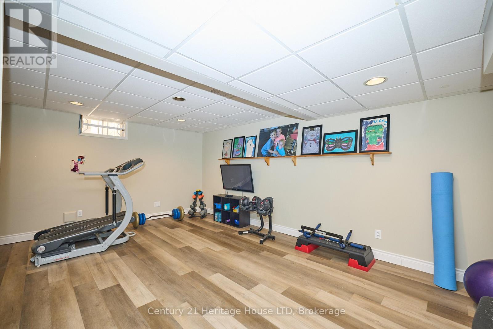 57 Keefer Road, Thorold, Ontario  L2V 4W5 - Photo 36 - X12943260