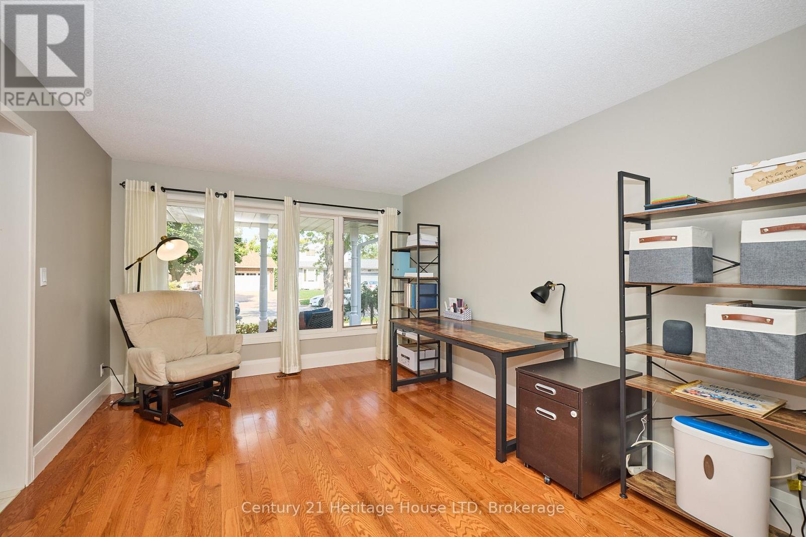 57 Keefer Road, Thorold, Ontario  L2V 4W5 - Photo 6 - X12943260