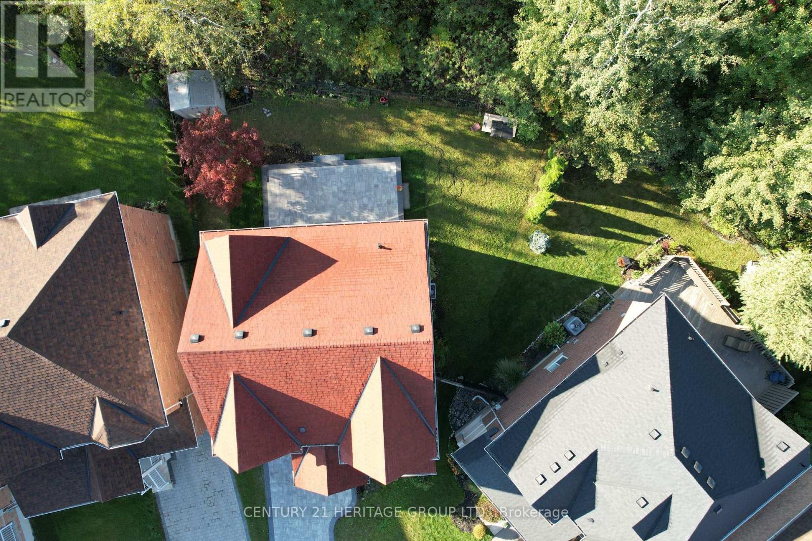 20 Trish Drive, Richmond Hill, Ontario  L4E 5C5 - Photo 34 - N12943040