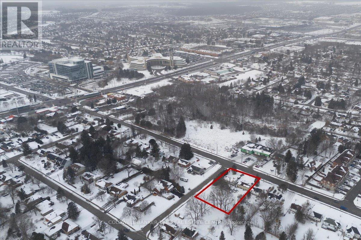 98 Eagle Street, Newmarket, Ontario  L3Y 1J4 - Photo 27 - N12943156