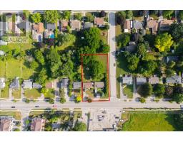 98 EAGLE STREET, Newmarket, Ontario