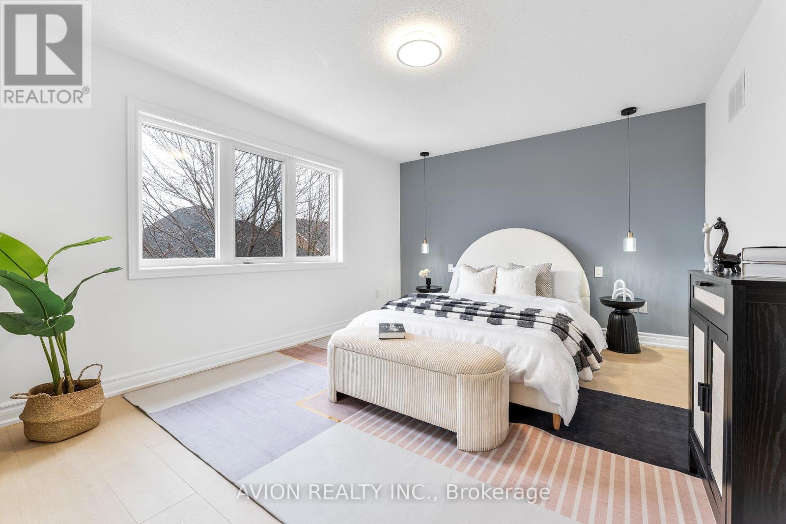 33 Brockdale Street, Richmond Hill, Ontario  L4E 4W1 - Photo 15 - N12943158