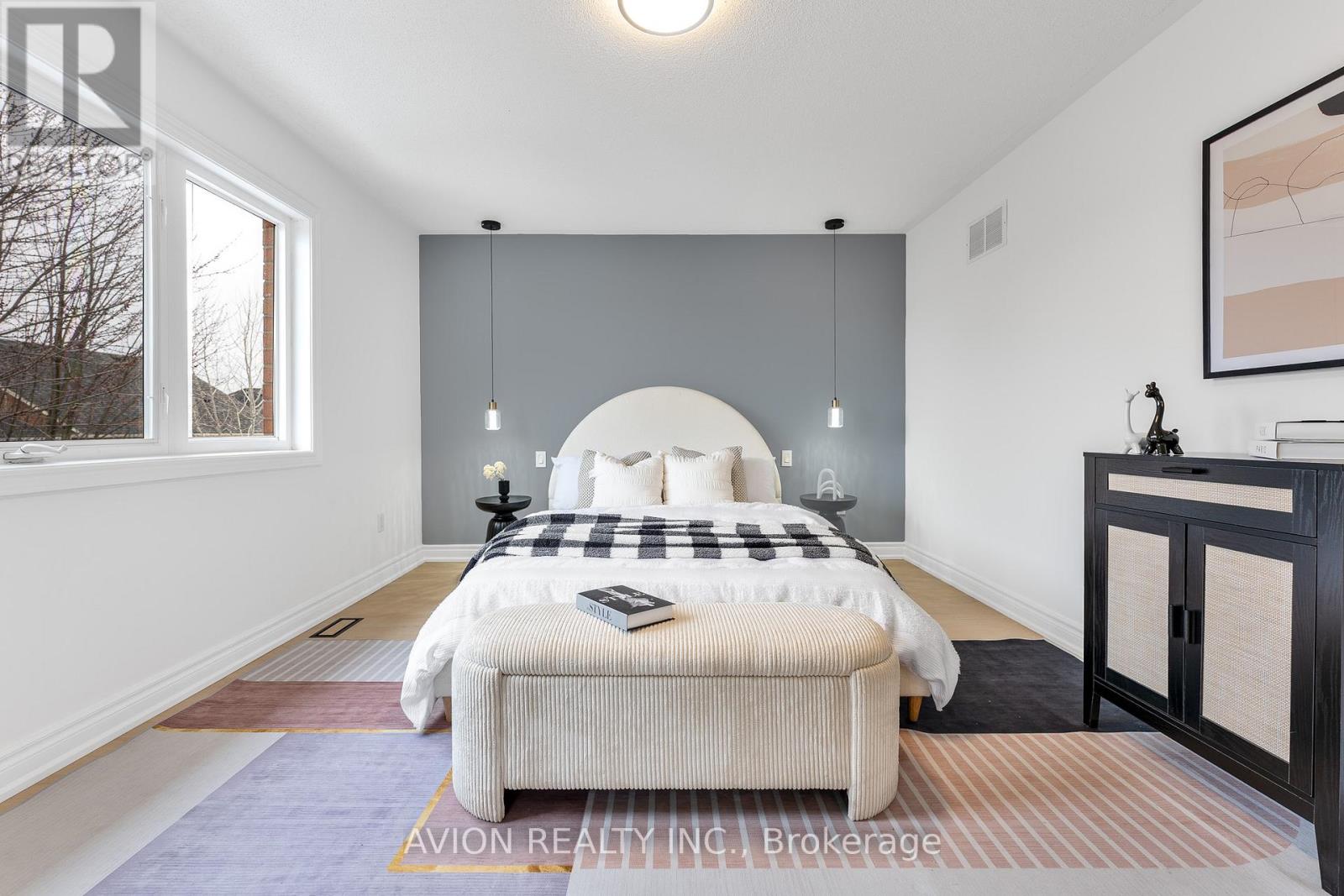 33 Brockdale Street, Richmond Hill, Ontario  L4E 4W1 - Photo 16 - N12943158