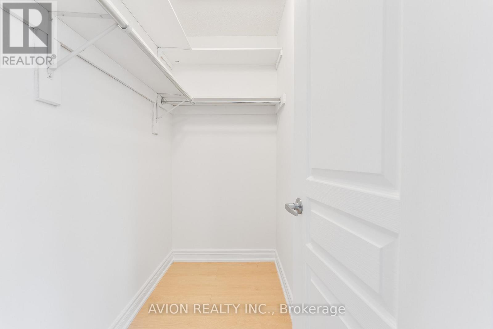 33 Brockdale Street, Richmond Hill, Ontario  L4E 4W1 - Photo 18 - N12943158