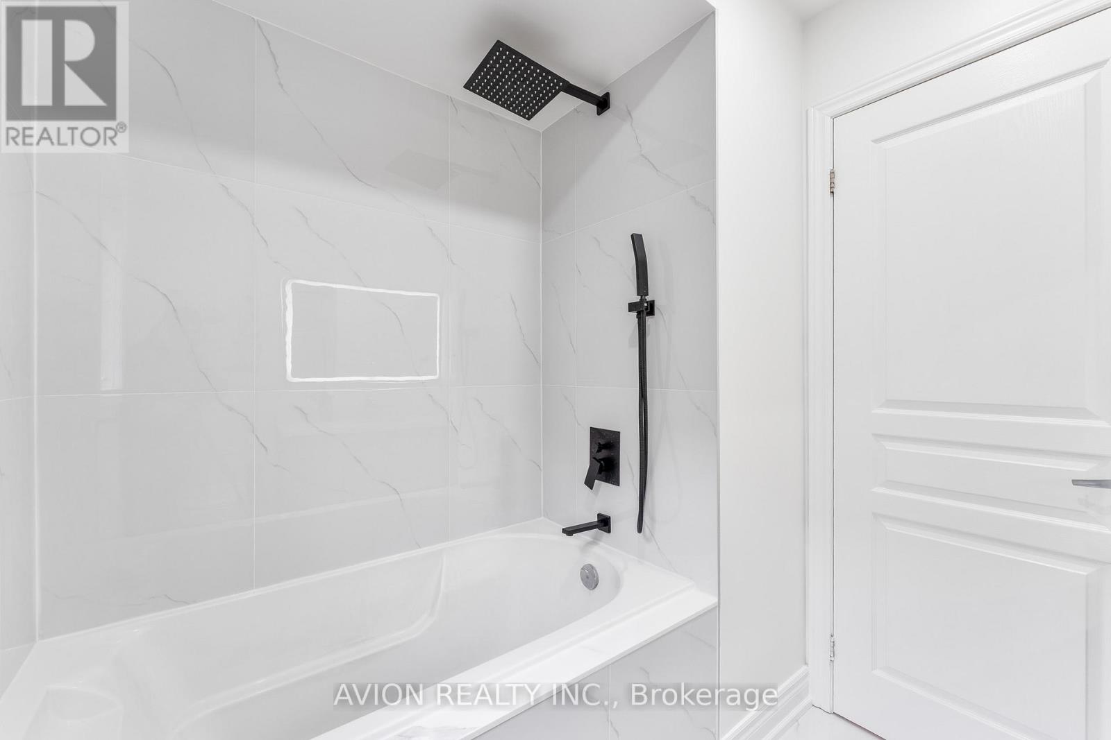 33 Brockdale Street, Richmond Hill, Ontario  L4E 4W1 - Photo 26 - N12943158