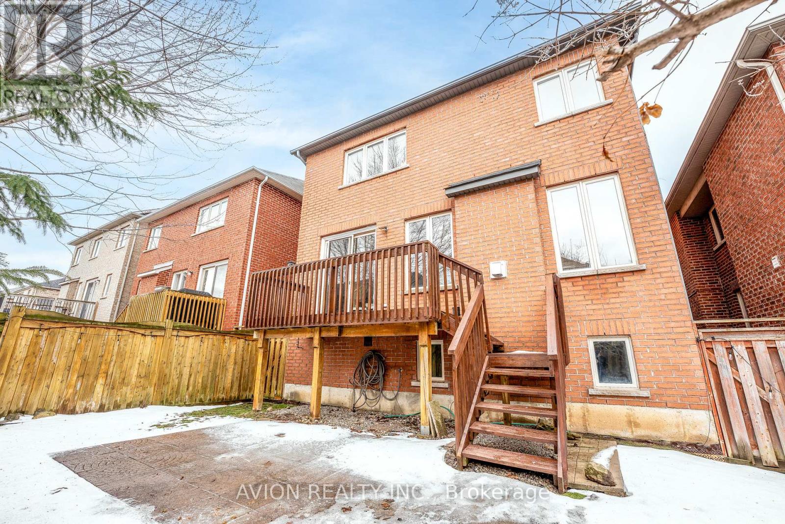 33 Brockdale Street, Richmond Hill, Ontario  L4E 4W1 - Photo 33 - N12943158