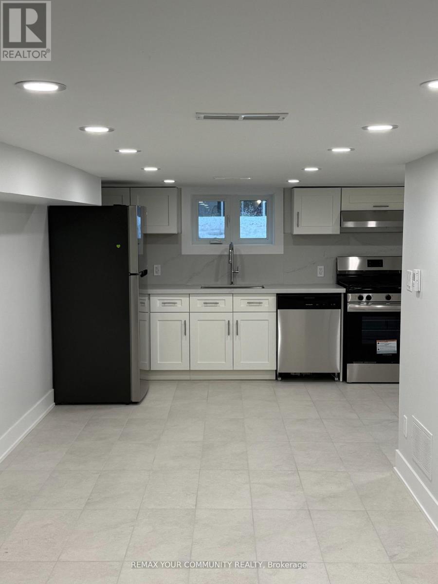 5 (Bsmt) - 88 Spruce Street W, Aurora, Ontario  L4G 1S1 - Photo 4 - N12943218