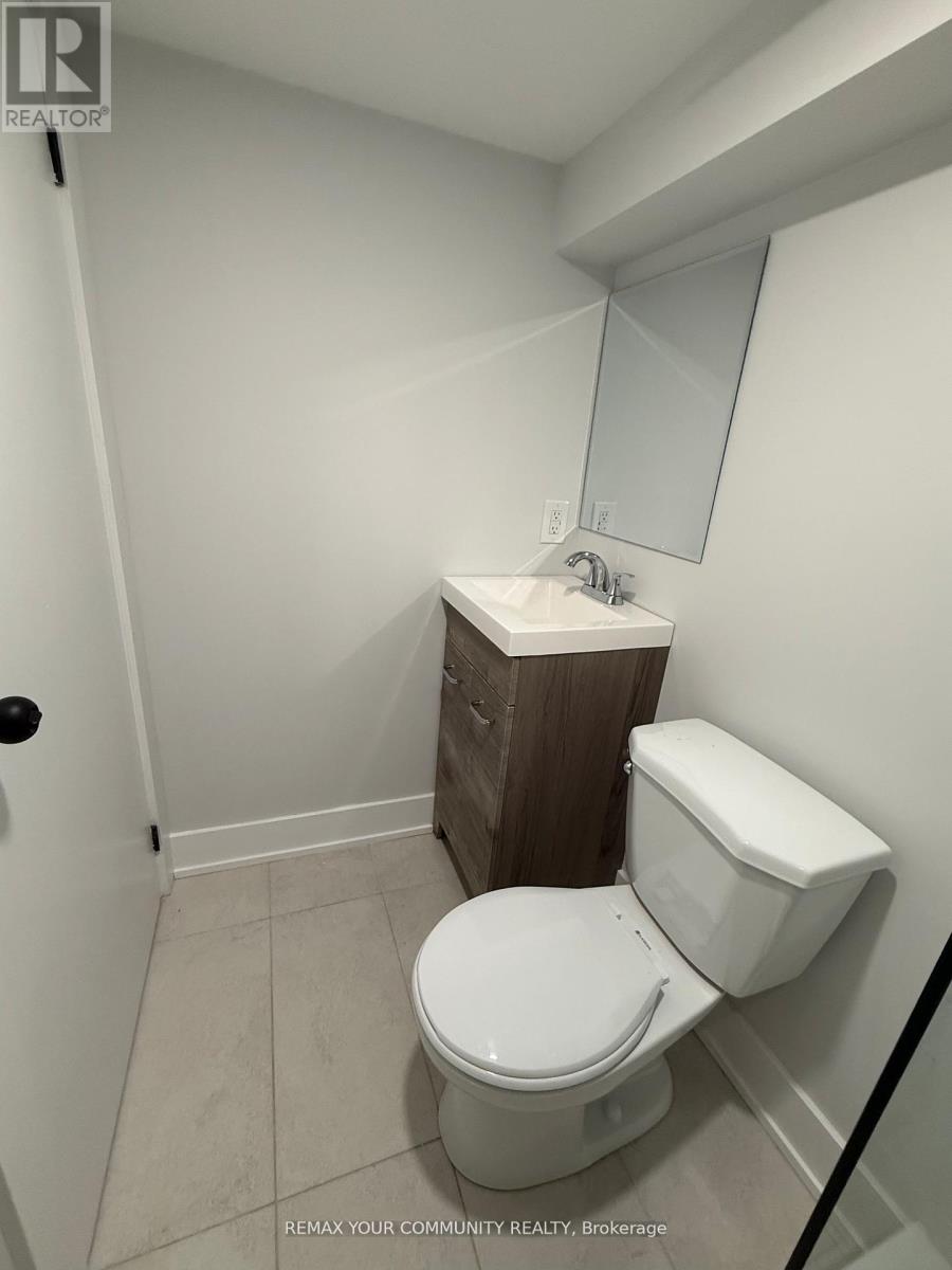 5 (Bsmt) - 88 Spruce Street W, Aurora, Ontario  L4G 1S1 - Photo 9 - N12943218