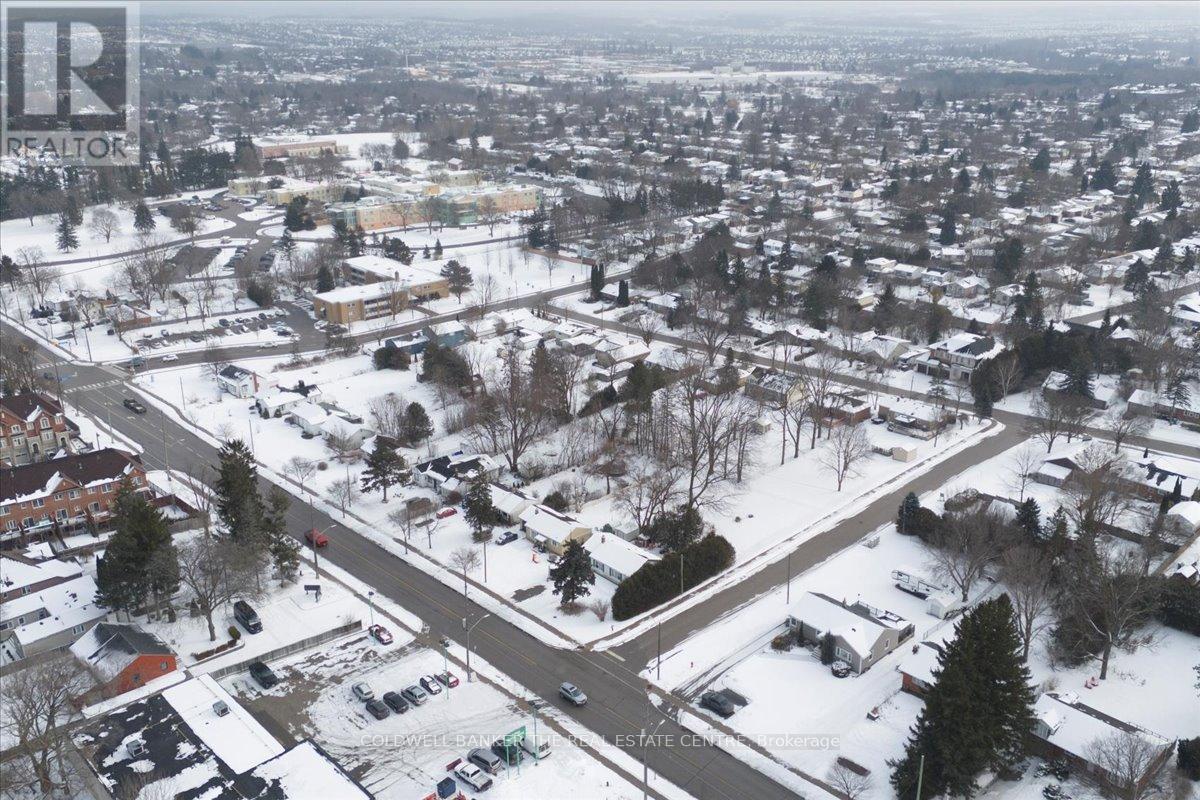 104 Eagle Street, Newmarket, Ontario  L3Y 1J4 - Photo 16 - N12943226