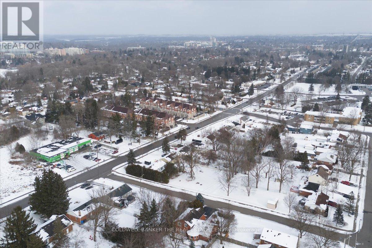 104 Eagle Street, Newmarket, Ontario  L3Y 1J4 - Photo 17 - N12943226