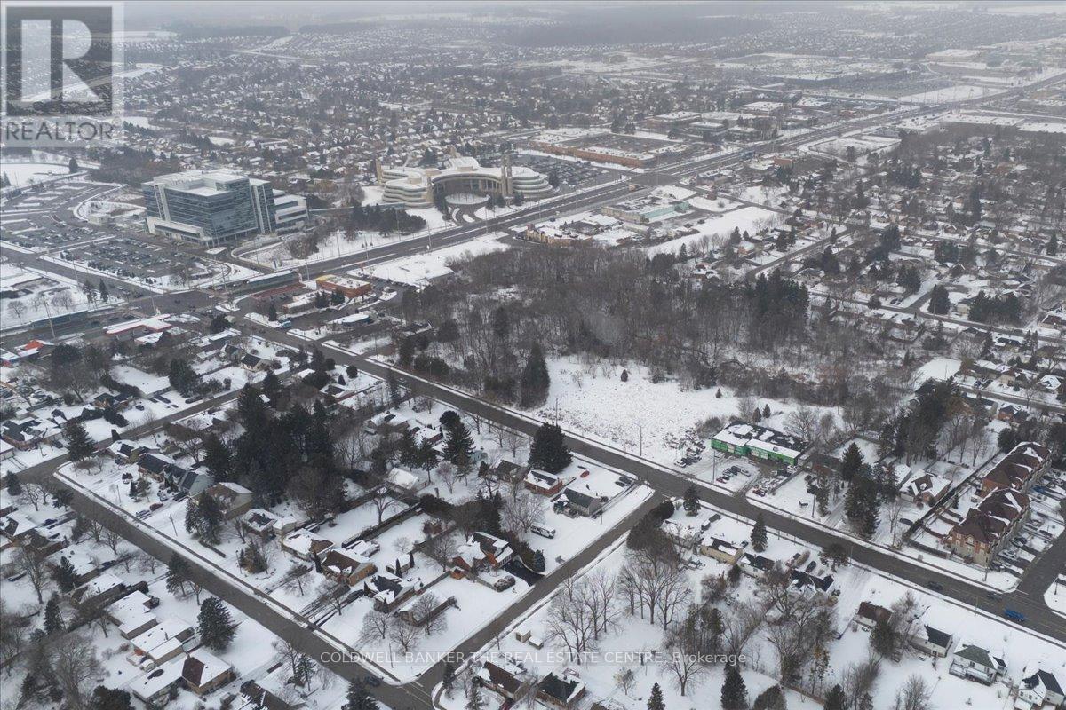 104 Eagle Street, Newmarket, Ontario  L3Y 1J4 - Photo 23 - N12943226